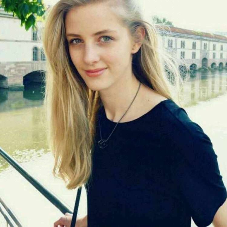 代举报小红书作品